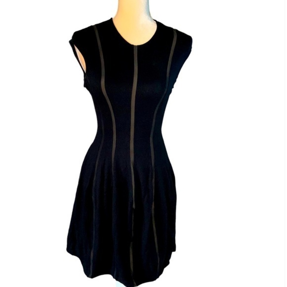 Torn by Ronny Kobo Black Fit & Flare Bodycon Mini Cocktail Dress Size Small